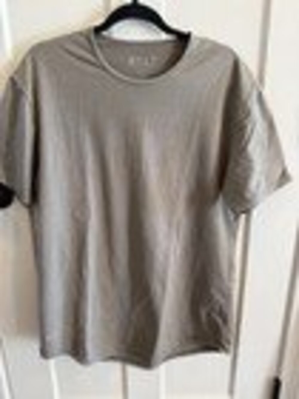 BYLT Signature Men's T-Shirt Taupe Crew Neck Short Sleeve Knit Size L EUC